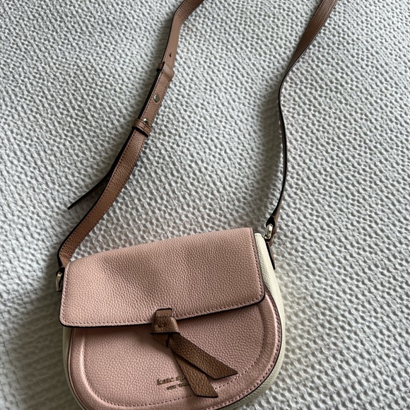 kate spade Handbags - Kate Spade Pink and White Purse